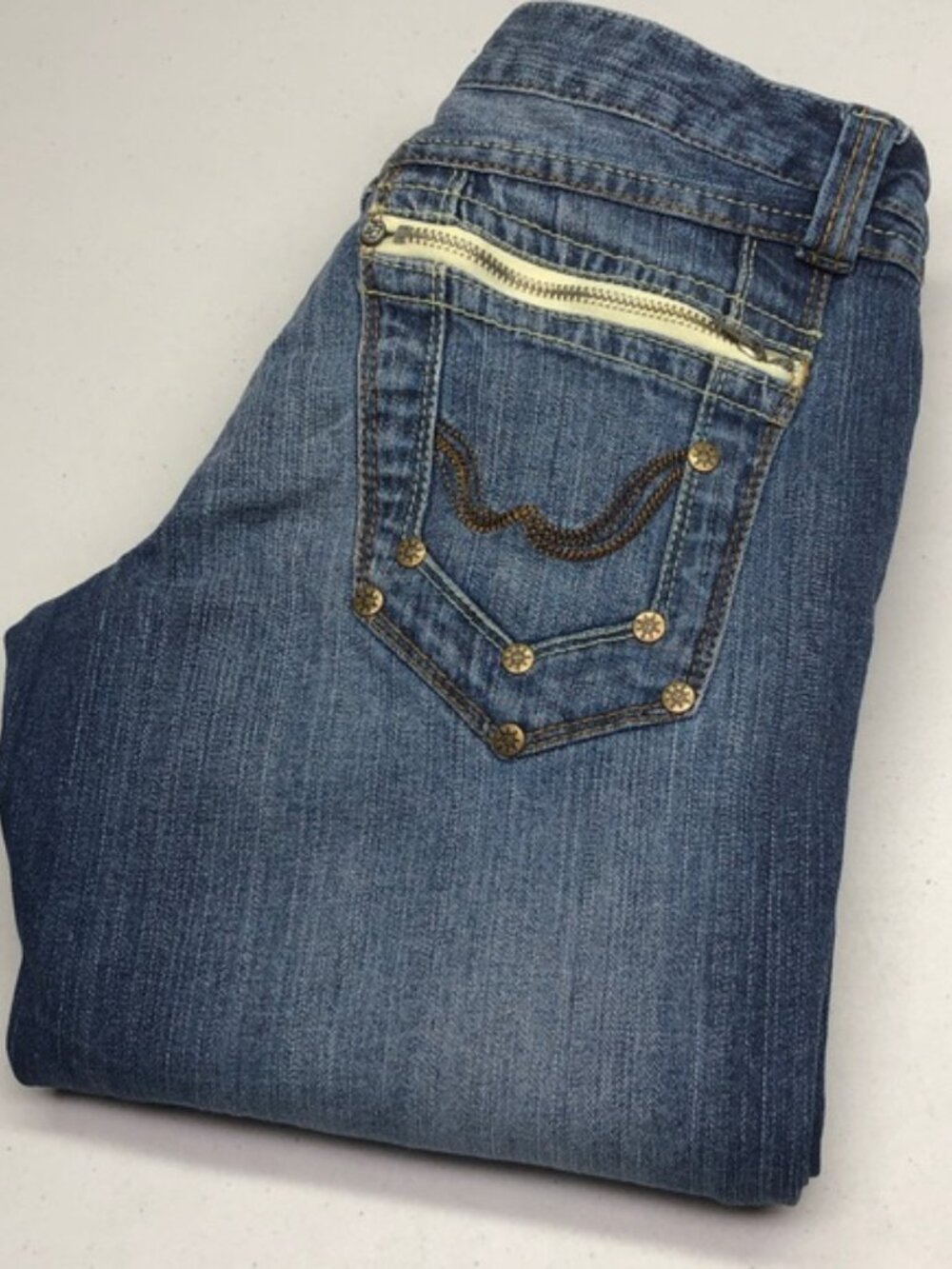 SEDUCTIONS BOOTCUT JEANS 5/27x30 ⭐️